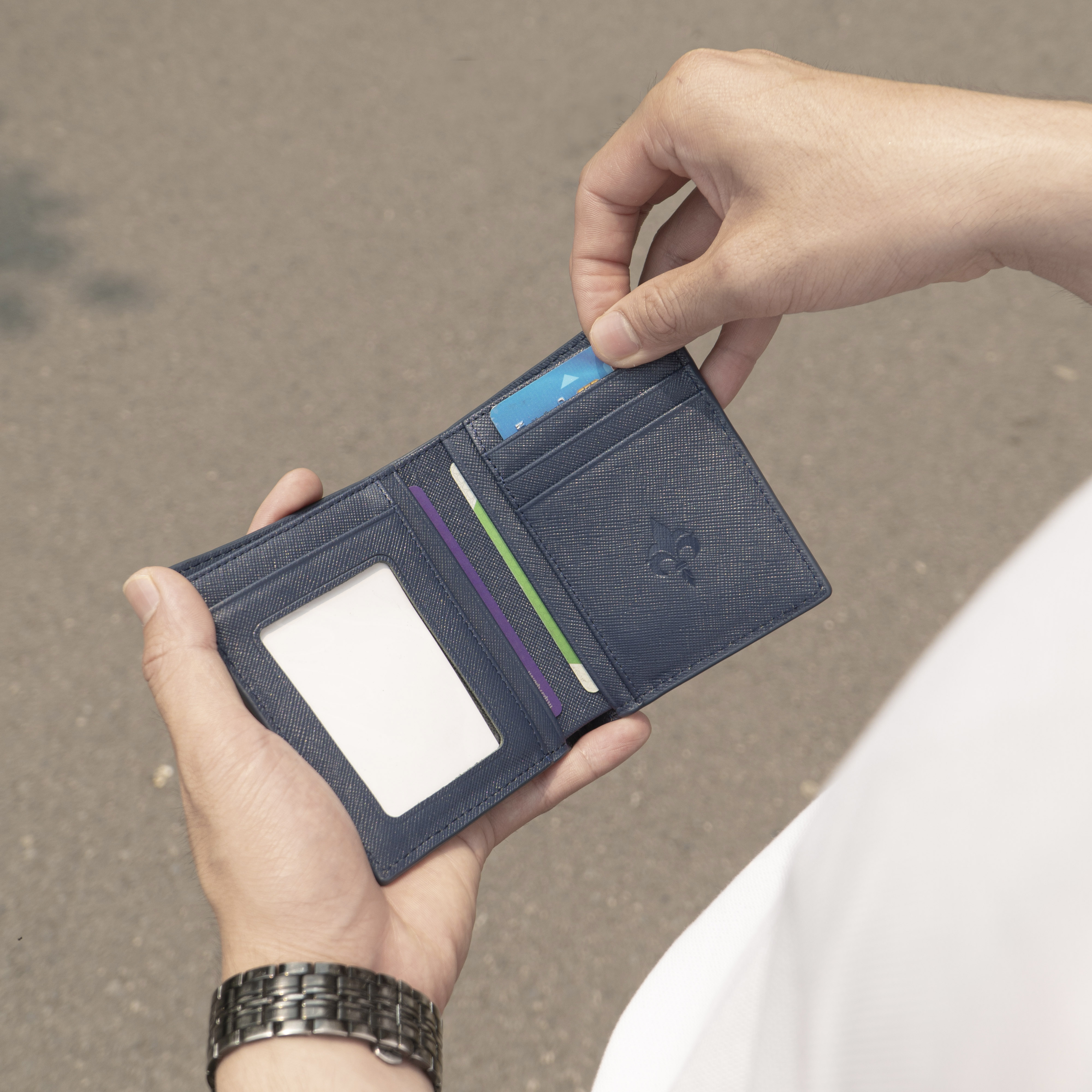 [Khắc Tên] Ví nam gập đôi Combine Wallet da Saffiano bóp nam da thật cao cấp dáng ngang -V13